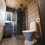 Aurora Hill Resort, Hotell