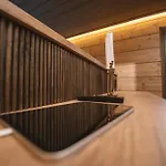 Aurora Hill Resort,