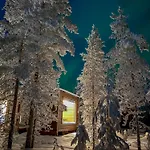Hotell Aurora Hill Resort,