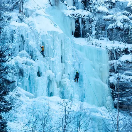 Aurora Hill Resort, Отель Рованиеми