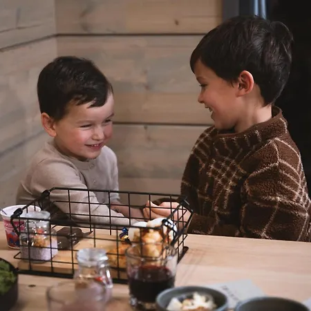 Отель Aurora Hill Resort,