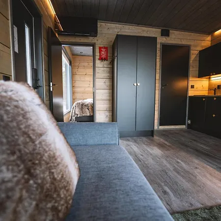 Hotel Aurora Hill Resort, *