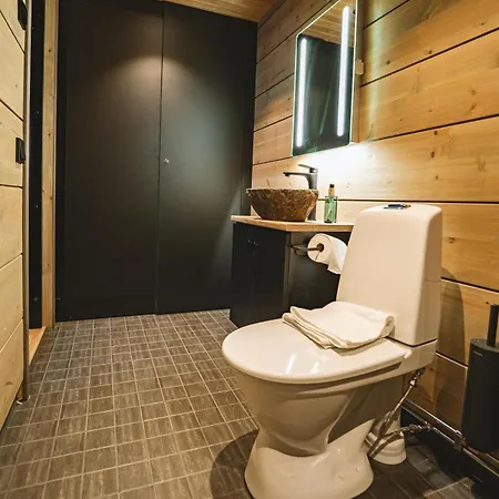 Отель Aurora Hill Resort, *