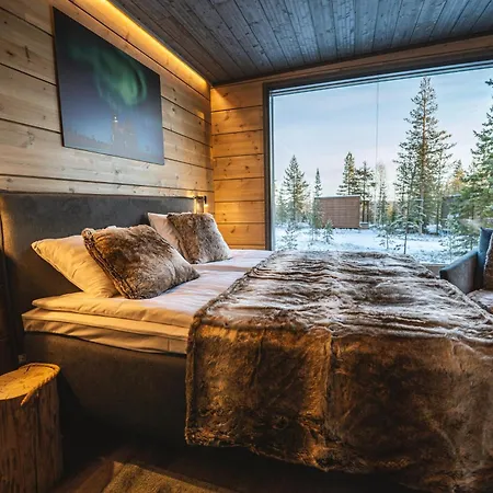 Aurora Hill Resort, Отель *