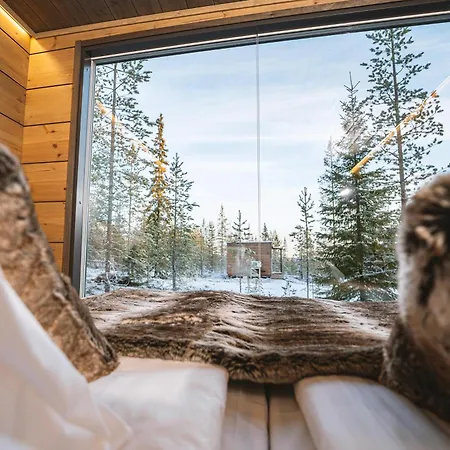 Aurora Hill Resort, *