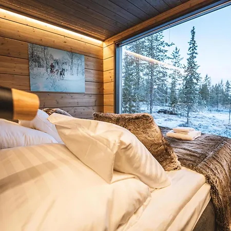 Hotel Aurora Hill Resort, *