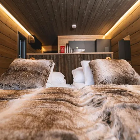 Hotel Aurora Hill Resort, *