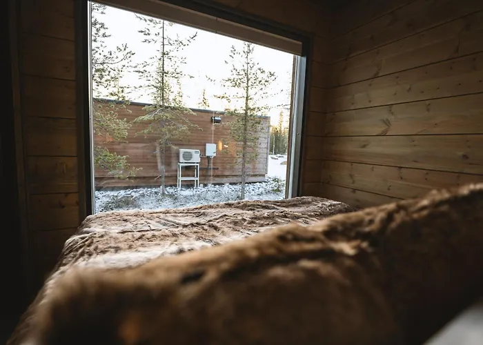 Aurora Hill Resort, * 罗瓦涅米